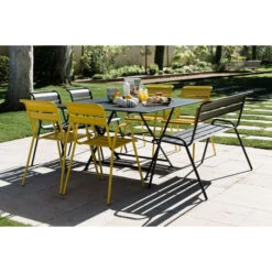 Table De Jardin 8 Personnes FERMOB Cargo 128 X 128 Cm - Carbone -Fatboy Boutique 024147 table jardin fermob cargo 128 cm carbone ambiance 5