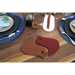 Dessous De Plat FERMOB Oiseaux - Rouge Ocre / Piment -Fatboy Boutique 300208 dessous plat fermob oiseaux rouge ocre piment ambiance 2