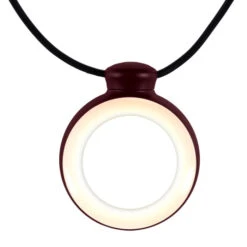 Guirlande Lumineuse FERMOB Hoop - Cerise Noire -Fatboy Boutique 3501b9 guirlande lumineuse fermob hoop cerise noire allumee