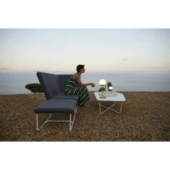 Lampe FERMOB Mooon! - Miel -Fatboy Boutique 5302 lampe mooon miel 2 min