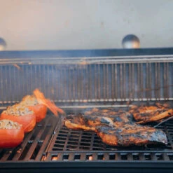 Grille De Saisie Double Face Weber Crafted Pour Barbecue 21 Grille De Saisie Double Face Weber Crafted Pour Barbecue -Fatboy Boutique 7670 grille weber ambiance viande min