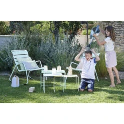 Lot De 3 Tables Basses Gigognes FERMOB Oulala - Vert Opaline / Menthe Glaciale / Citron -Fatboy Boutique 900902 tables gigognes fermob oulala vert opaline menthe glaciale citron ambiance