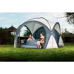Abri Pour Spa Gonflable Bestway Lay-z Dôme -Fatboy Boutique abri spa gonflabe lay z bestway 58460 ambiance3 1