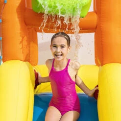 Aire De Jeux Avec Toboggan, Pataugeoire Et Canon à Eau Bestway Mont Splashmore -Fatboy Boutique aire jeux bestway mont splashmore 53345 3