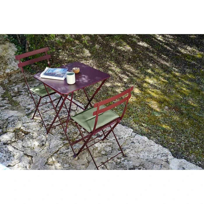 Table De Jardin Pliante 2 Personnes FERMOB Bistro 57 X 57 Cm - Cerise Noire 5 Table De Jardin Pliante 2 Personnes FERMOB Bistro 57 X 57 Cm - Cerise Noire – Image 3