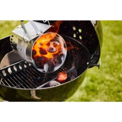 Briquettes De Noix De Coco Weber - 4 Kg -Fatboy Boutique briquettes noix coco weber allume 1