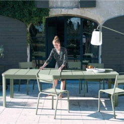 Table De Jardin 10 Personnes Avec 2 Rallonges FERMOB Oléron 155 / 255 X 100 Cm - Romarin -Fatboy Boutique oleron cactus maillane book2020 sebastien erome 6 min 1 7