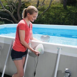 Lampe / Spot Magnétique à LED Multicolore Pour Piscine INTEX -Fatboy Boutique spot magnetique a led multicolore pour piscine intex 4